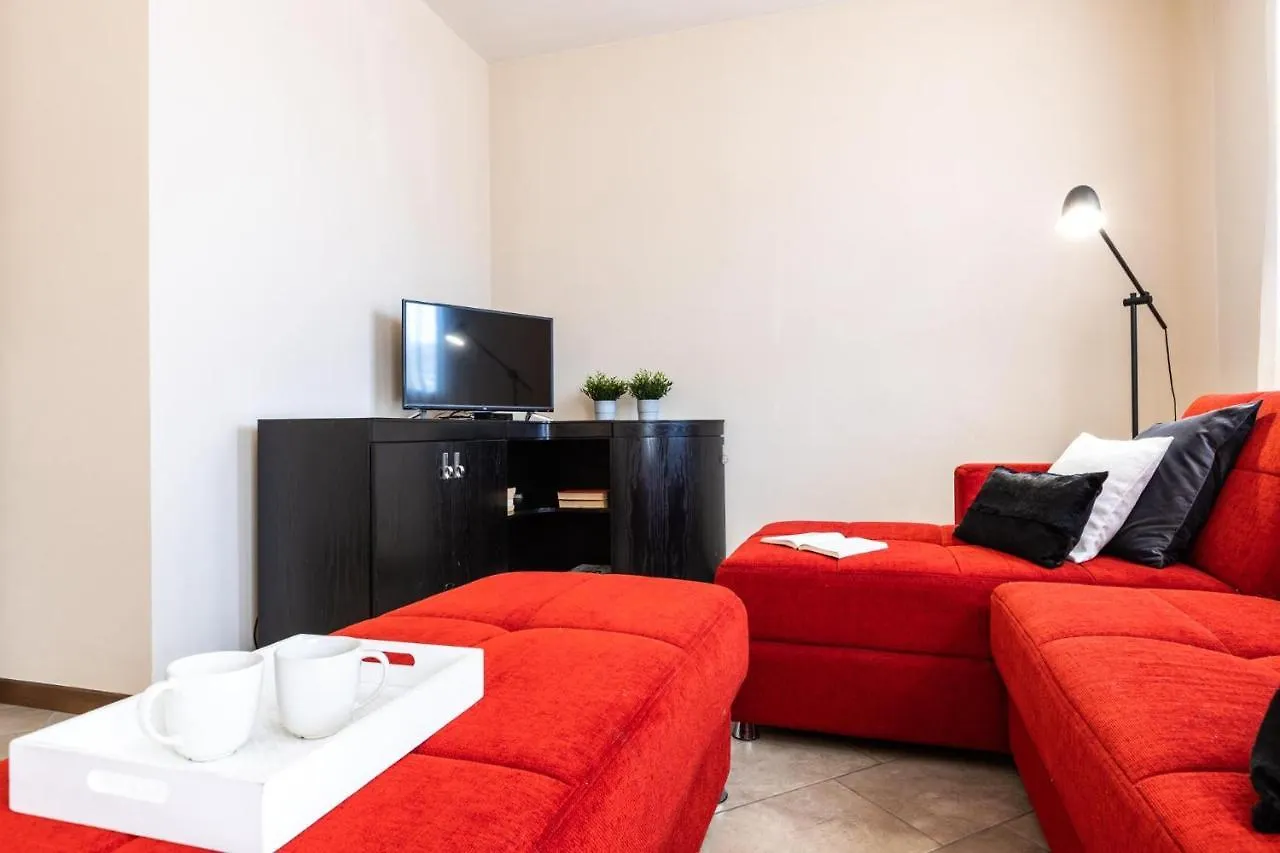 Giusy'S Apartment Lucques